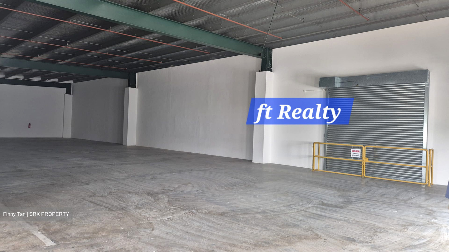 Changi North Way (D17), Warehouse #633658451